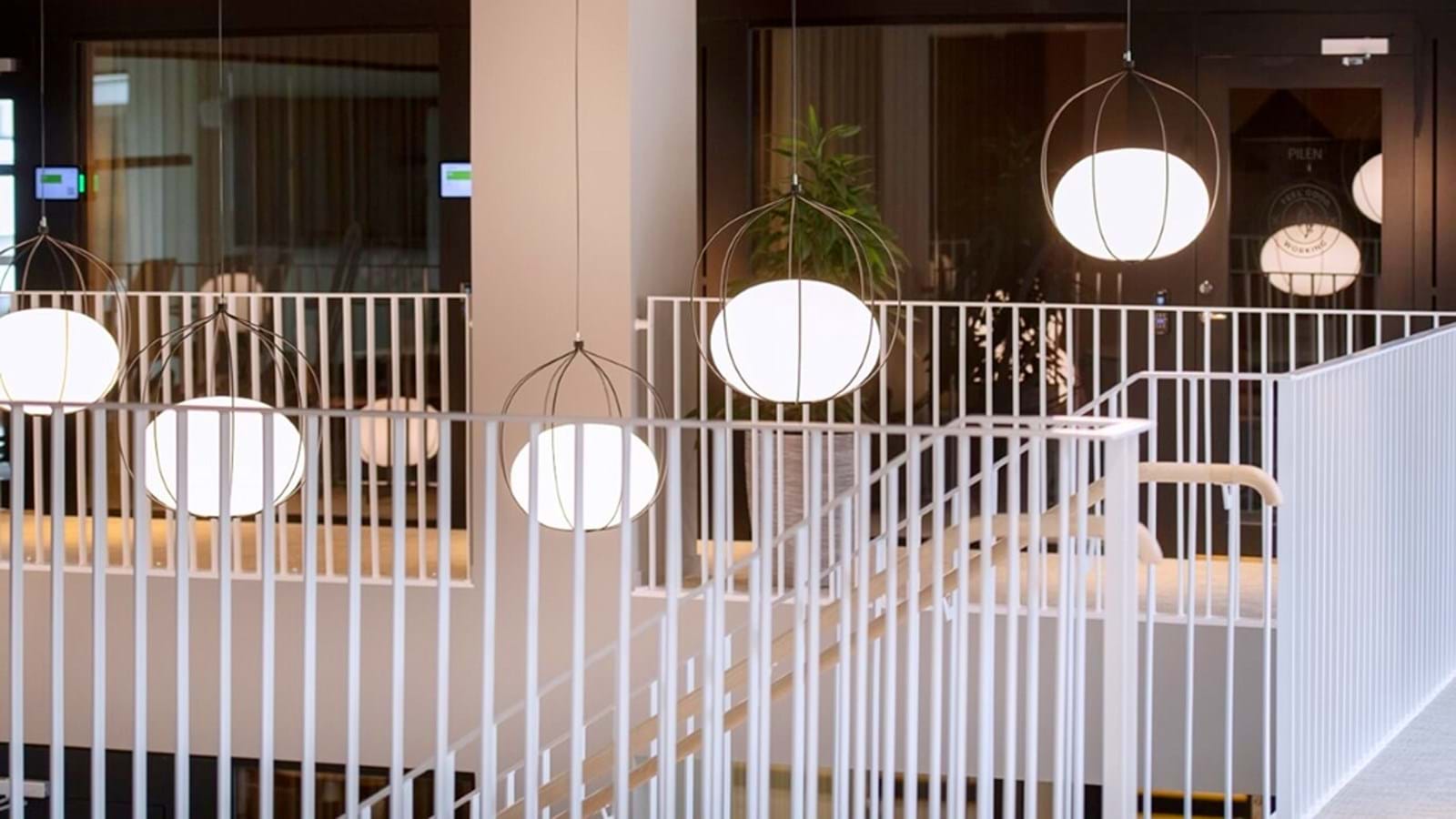 Oxel Office Displays